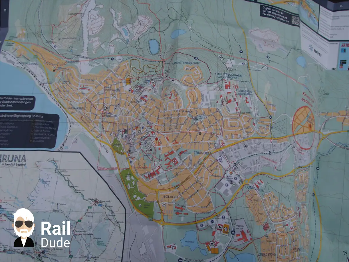 Rechts im Bild (roter Kreis) "Kiruns nya stadskärna" – das neue geplante Stadtzentrum.